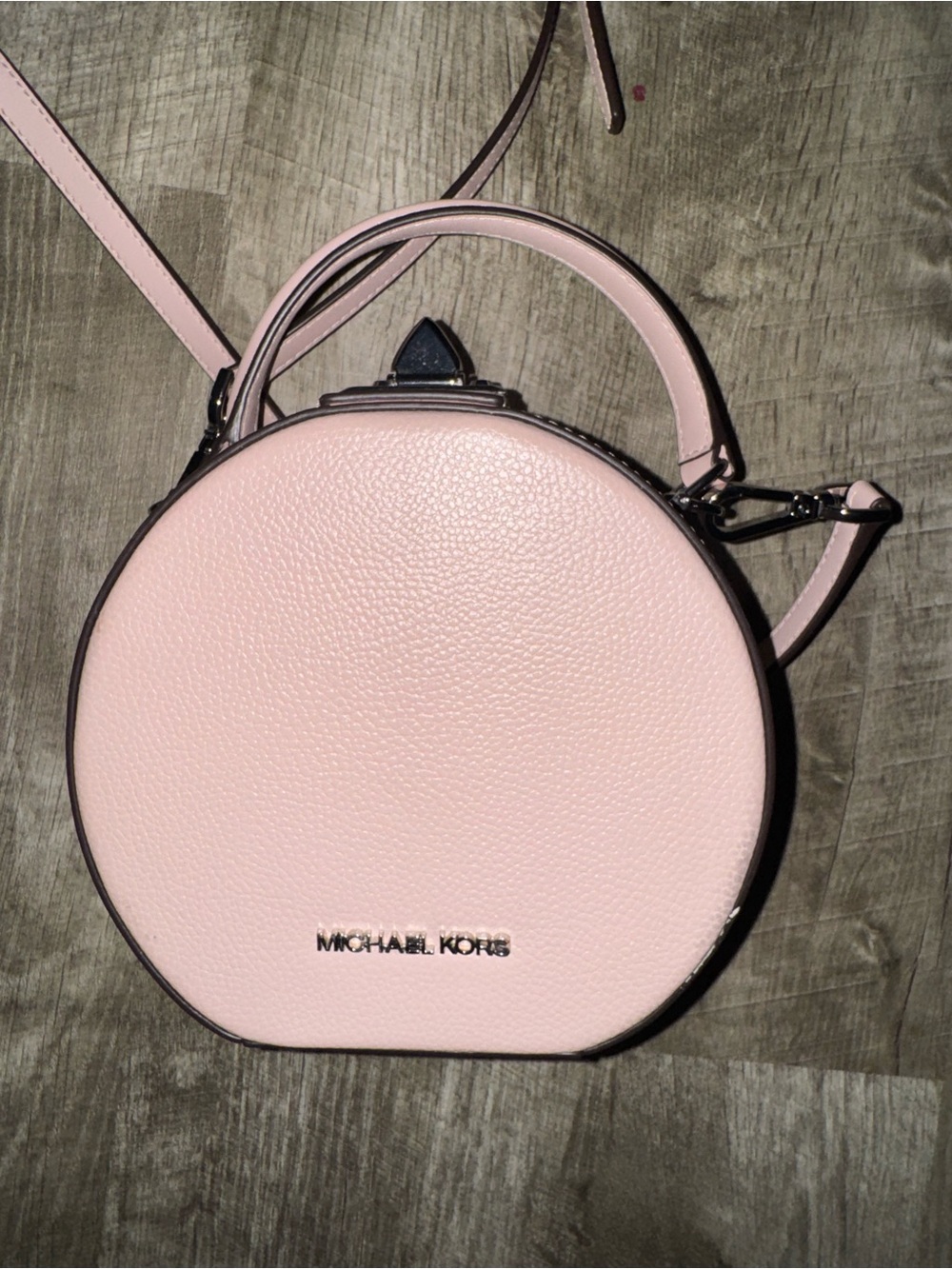 MICHAEL KORS Blush Pink Round Crossbody pebbled leather Bag